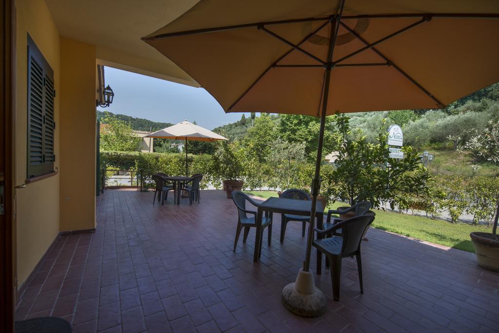 Hotel Cecco Di Nara Massarosa Exterior foto